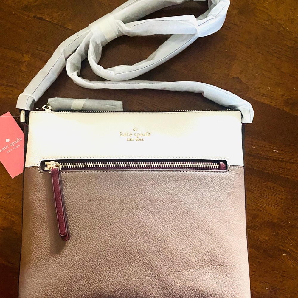 NEW WITH TAGS Kate Spade top zip color lock crossbody. Jackson/Neutral